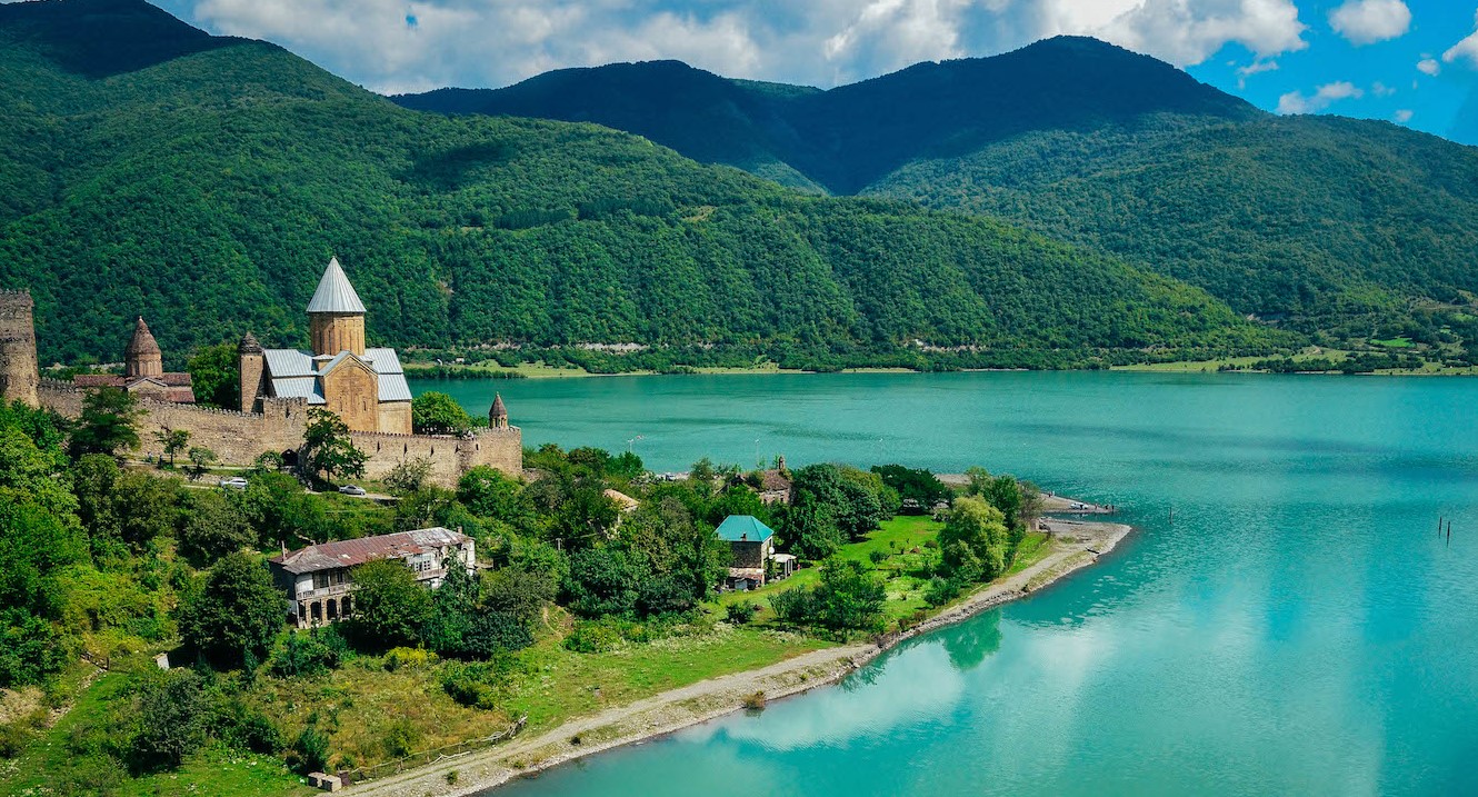 TBILISI-KAZBEGI-SIGHNAGHI FROM  180$